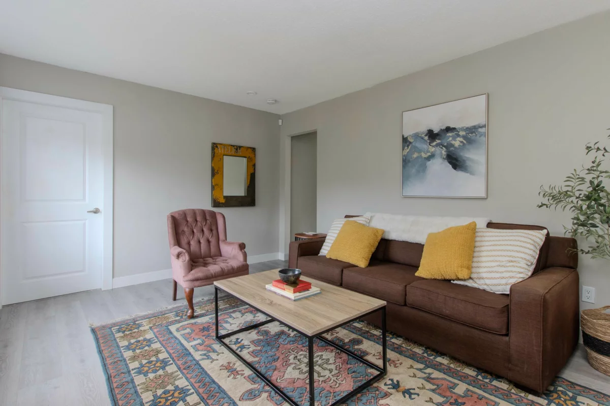 Living Room Photo of 39727 Government Road, Squamish, BC