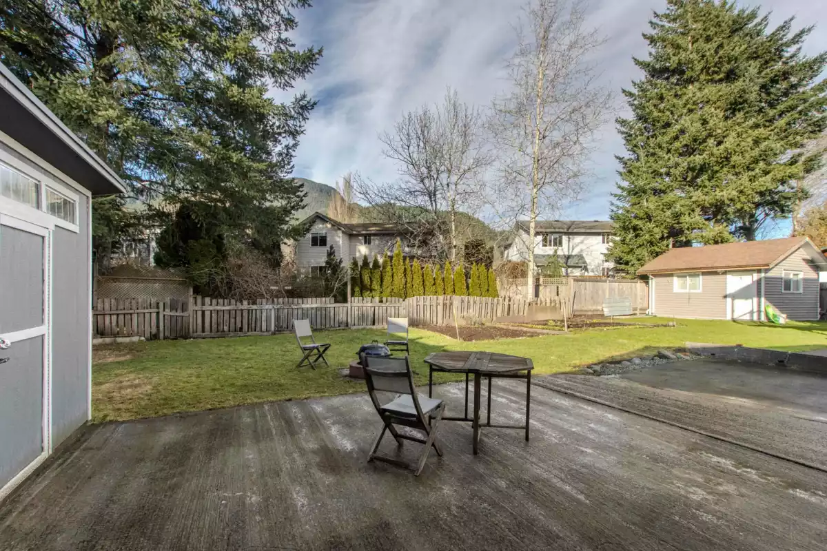 Mudroom Photo of 39727 Government Road, Squamish, BC