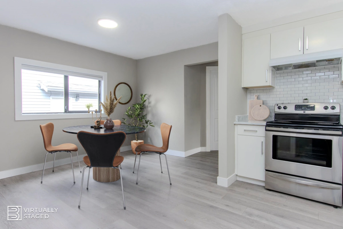 Pantry Photo of 39727 Government Road, Squamish, BC