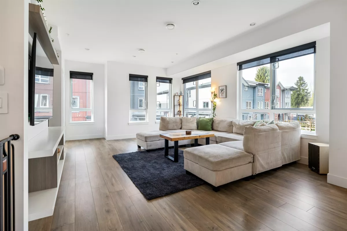 Family Room Photo of 8 11851 232 Street, Maple Ridge, BC