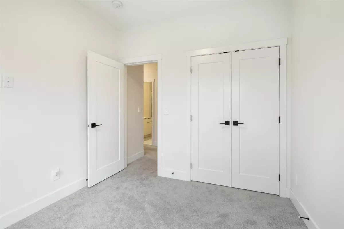 Hallway Photo of 8 11851 232 Street, Maple Ridge, BC