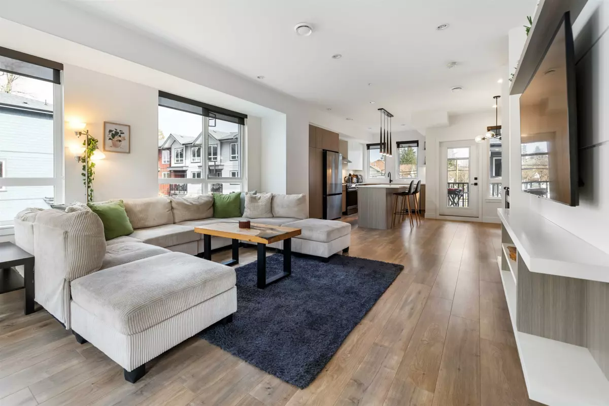 Kitchen Photo of 8 11851 232 Street, Maple Ridge, BC