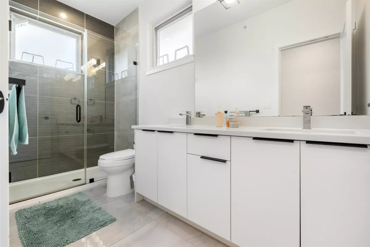 Mudroom Photo of 8 11851 232 Street, Maple Ridge, BC