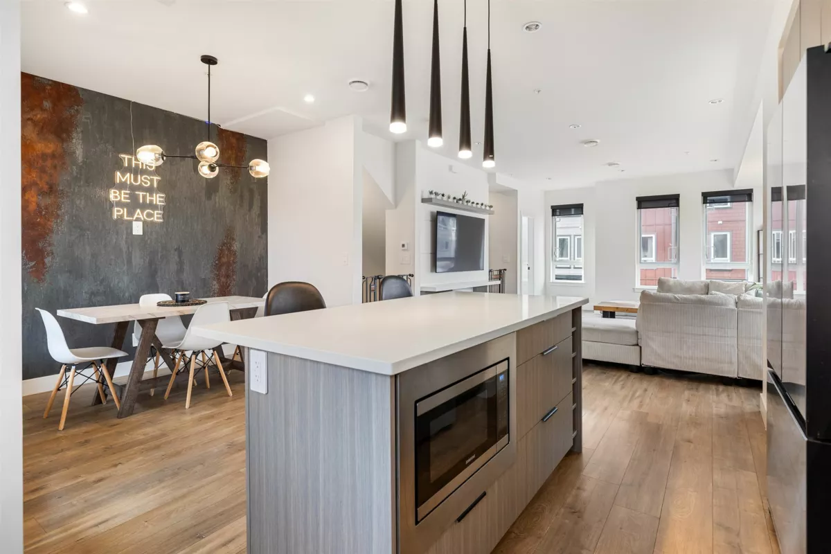 Primary Bathroom Photo of 8 11851 232 Street, Maple Ridge, BC