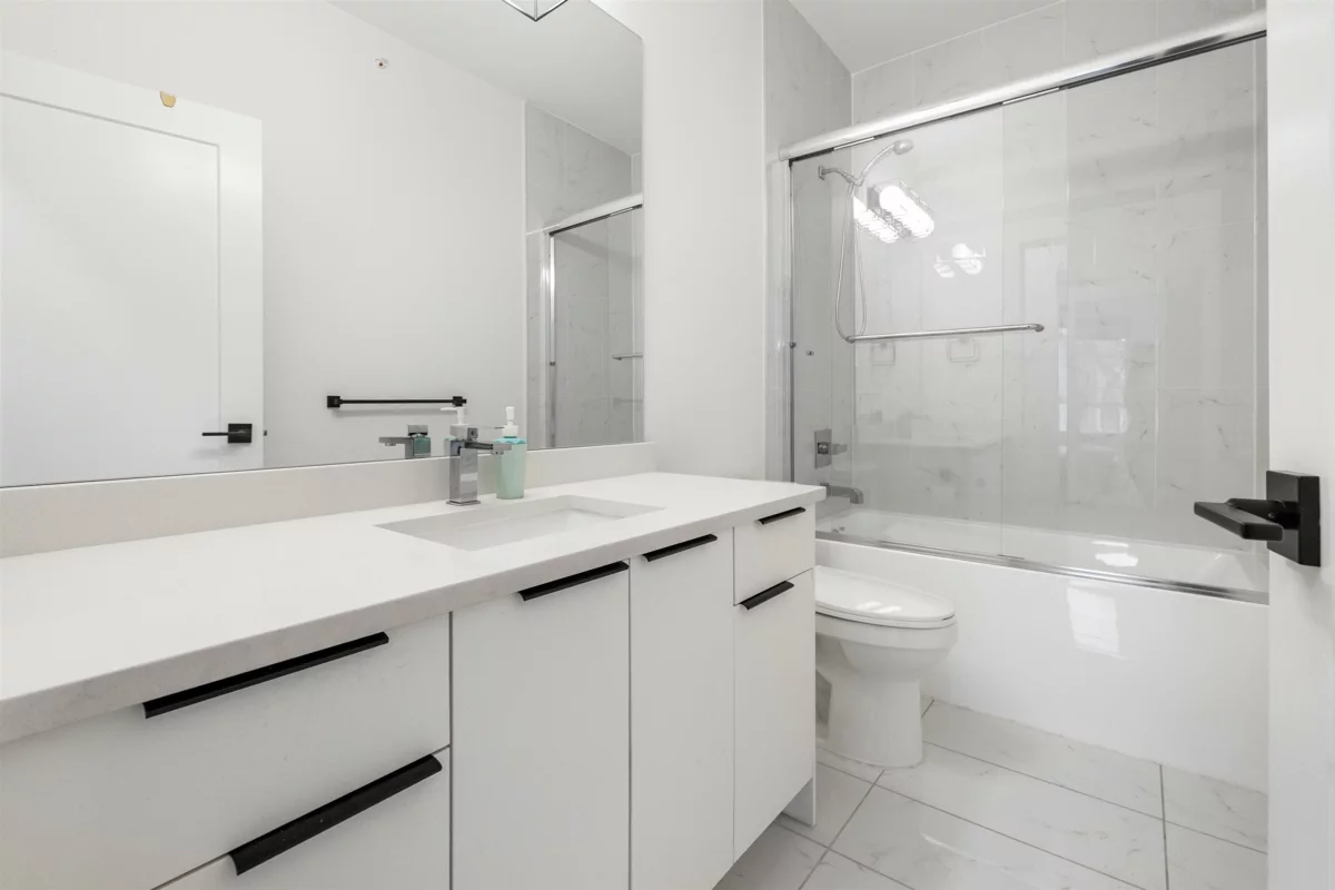 Staircase Photo of 8 11851 232 Street, Maple Ridge, BC