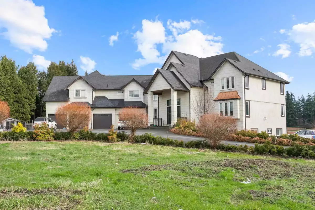 Basement Recreation Room Photo of 1264 Mccallum Road, Abbotsford, BC