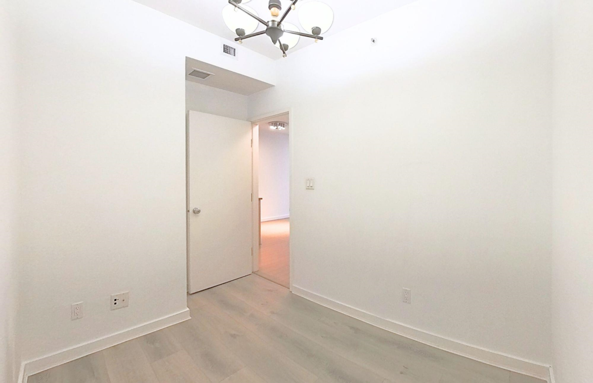 Kitchen Photo of 823 8080 Cambie Road, Richmond, BC