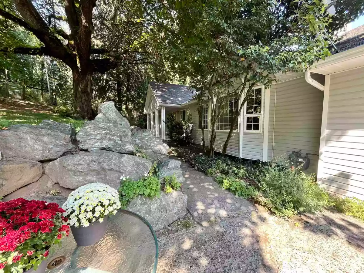 Family Room Photo of 6080 Ross Road, Chilliwack, BC