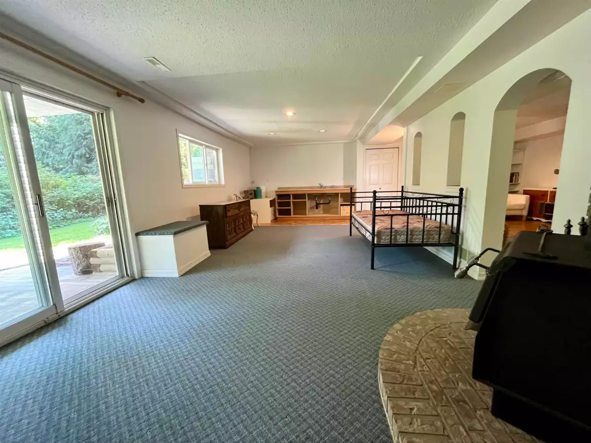 Outdoor Deck Photo of 6080 Ross Road, Chilliwack, BC