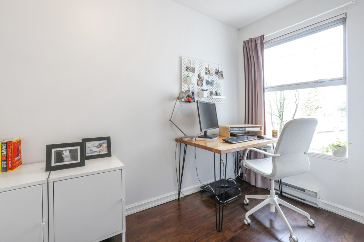 Bedroom 3 Photo of 304 135 Eleventh Street, New Westminster, BC