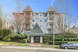 304 135 Eleventh Street, New Westminster, BC