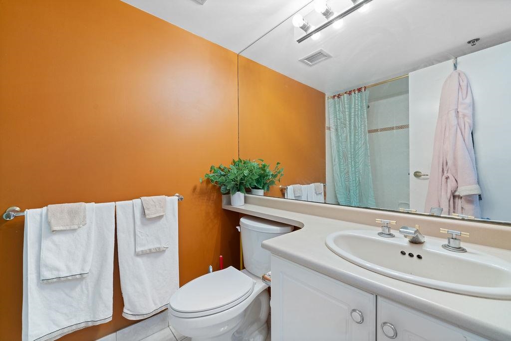 Powder Room Photo of 404 238 Alvin Narod Mews, Vancouver, BC