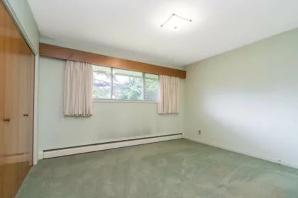 Office / Den Photo of 15875 101a Avenue, Surrey, BC