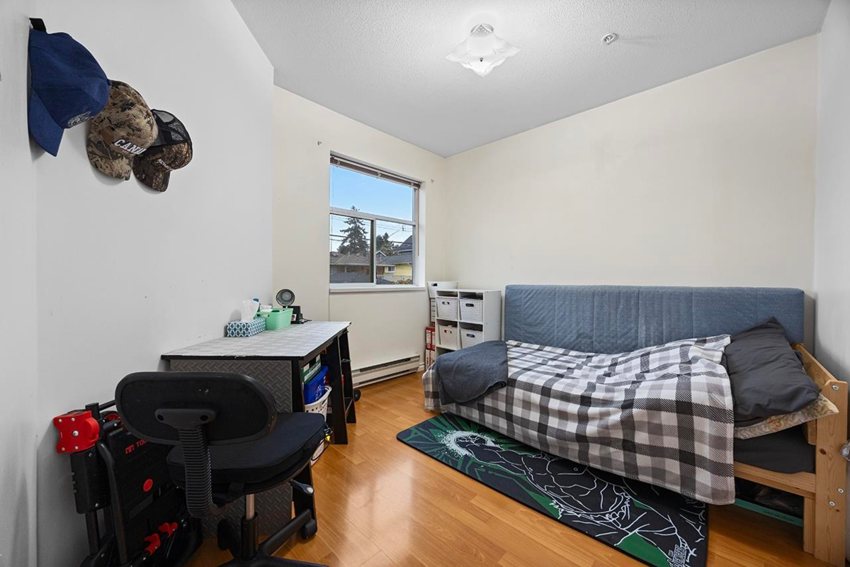 Entry Foyer Photo of 207 3628 Rae Avenue, Vancouver, BC