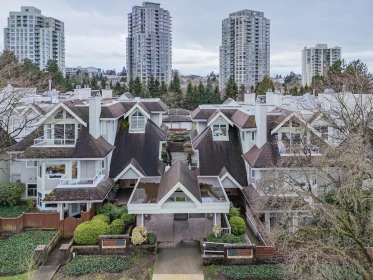 207 3628 Rae Avenue, Vancouver, BC