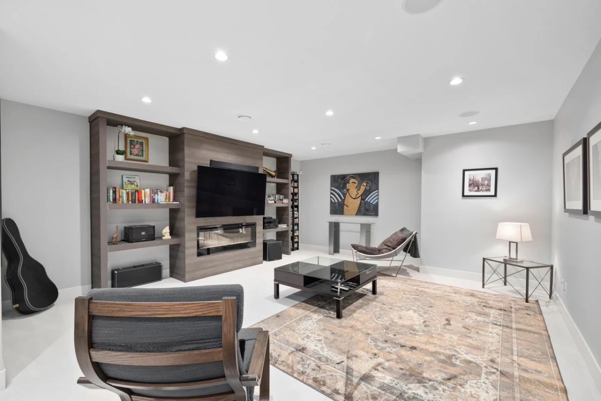 Mudroom Photo of 80 15677 28 Avenue, Surrey, BC