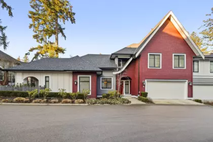 Swimming Pool Photo of 80 15677 28 Avenue, Surrey, BC