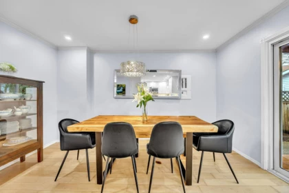 Breakfast Nook Photo of 3539 Napier Street, Vancouver, BC