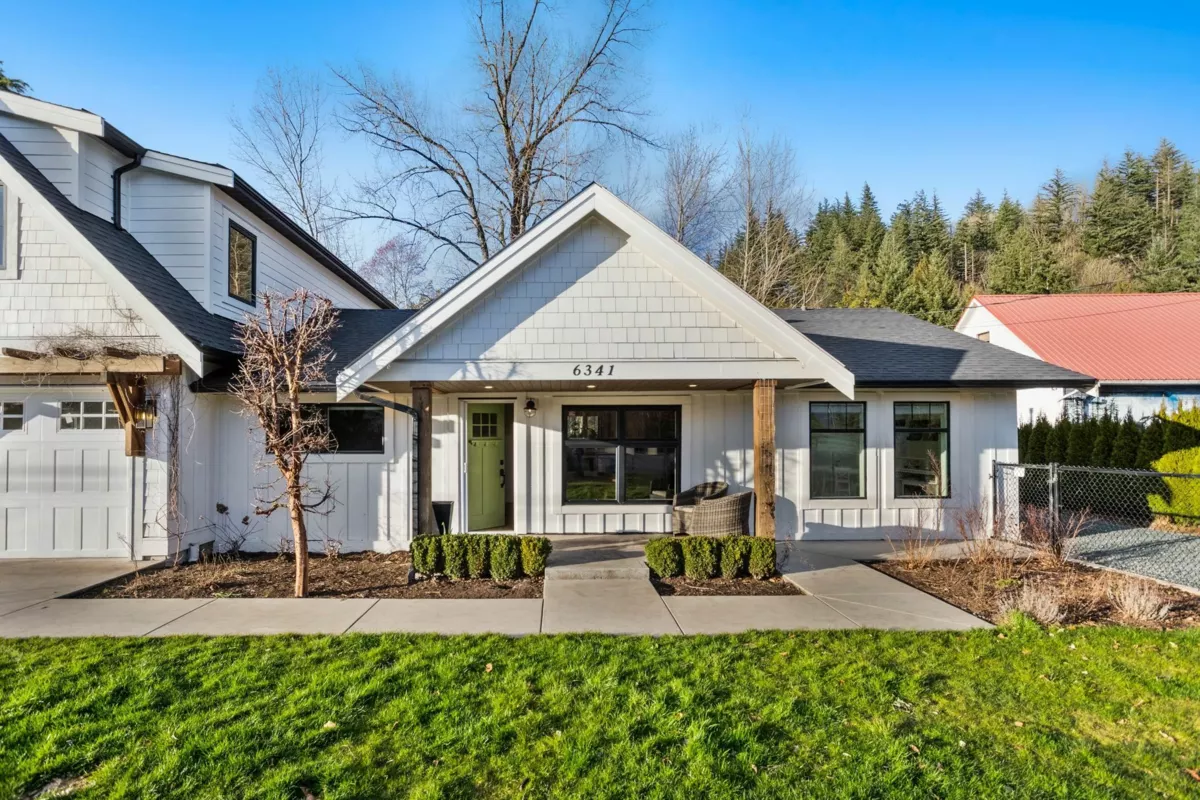 Family Room Photo of 6341 Mccallum Road, Agassiz, BC