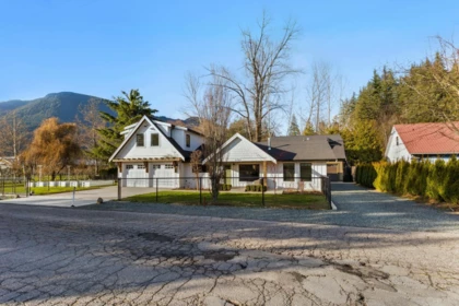 6341 Mccallum Road, Agassiz, BC, Agassiz — Single Family Residence for sale