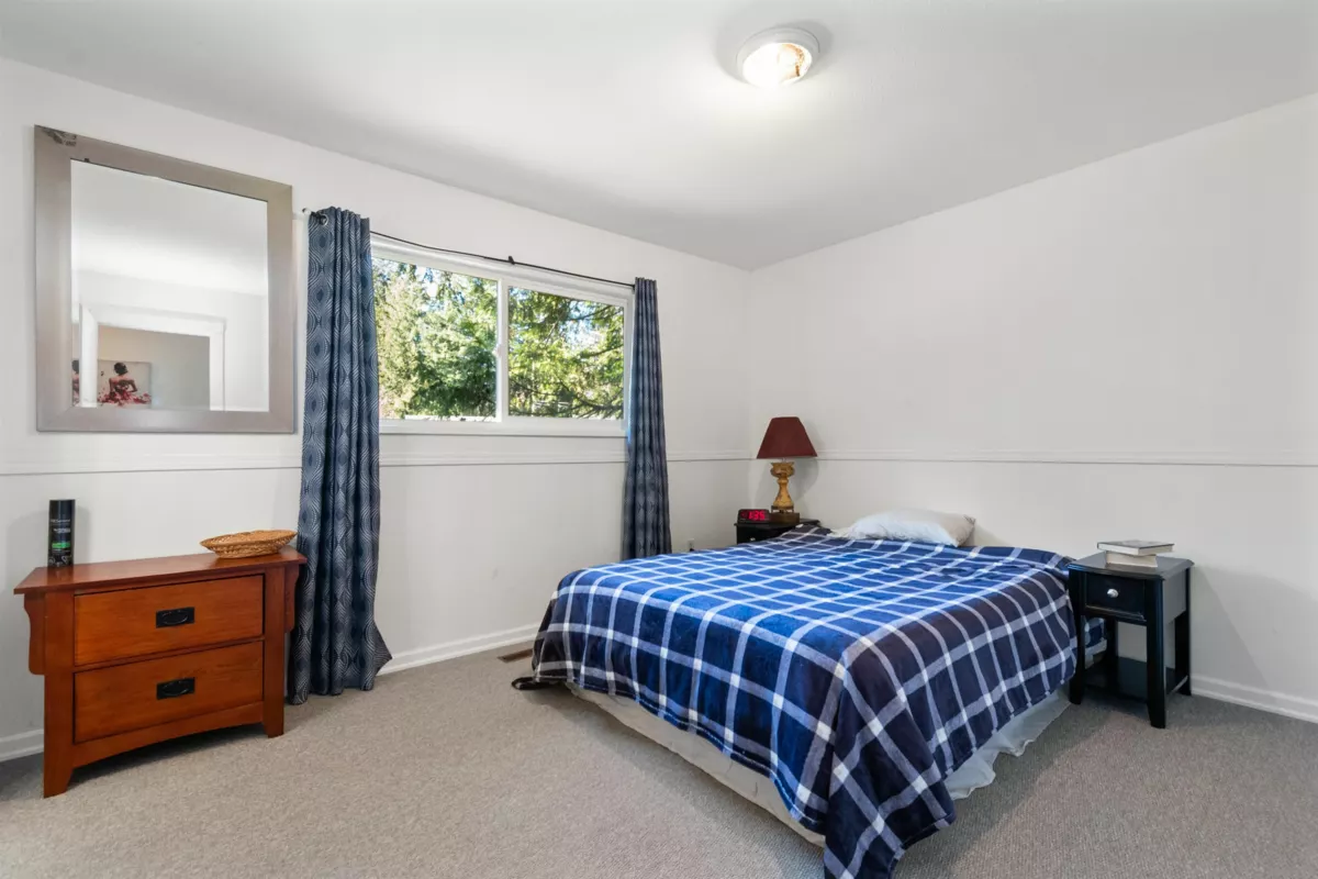 Mudroom Photo of 20143 Silverview Road, Hope, BC