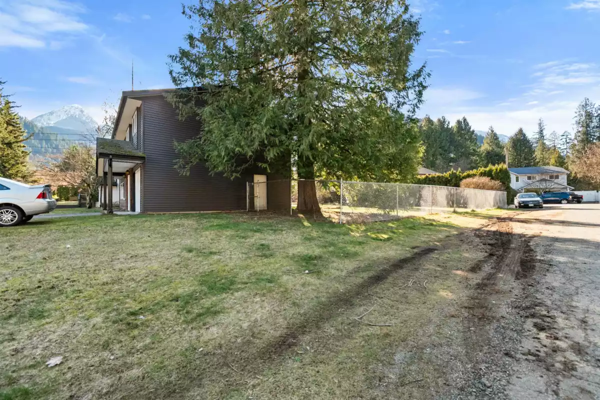 Playground / Recreational Area Near 20143 Silverview Road, Hope, BC