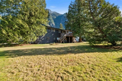 20143 Silverview Road, Hope, BC, Hope — Single Family Residence for sale