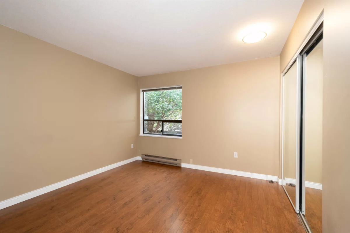 Hallway Photo of 107 1150 Dufferin Street, Coquitlam, BC
