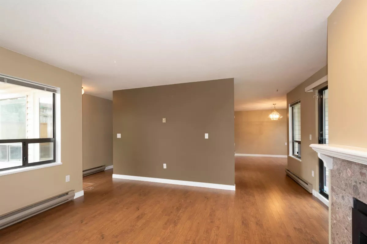 Kitchen Island Photo of 107 1150 Dufferin Street, Coquitlam, BC
