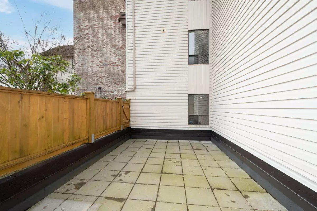 Laundry Room Photo of 107 1150 Dufferin Street, Coquitlam, BC