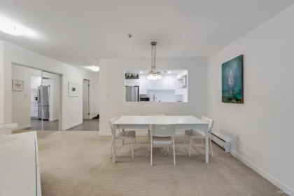 Kitchen Photo of 207 2288 W 12th Avenue, Vancouver, BC