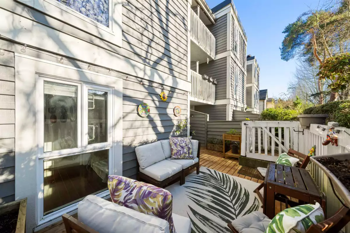 Family Room Photo of 114 1545 E 2nd Avenue, Vancouver, BC