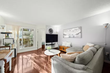 114 1545 E 2nd Avenue, Vancouver, BC, Renfrew VE — 1 bed apartment/condo for sale