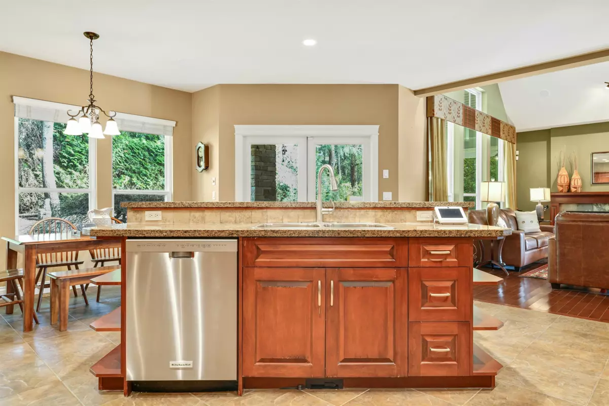 Bedroom 2 Photo of 2052 128a Street, Surrey, BC