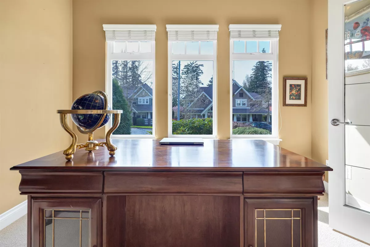 Dining Area Photo of 2052 128a Street, Surrey, BC