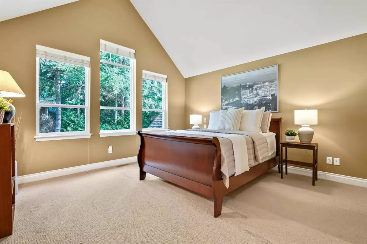 Entry Foyer Photo of 2052 128a Street, Surrey, BC