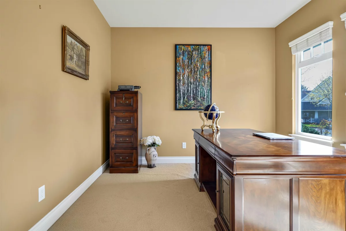 Family Room Photo of 2052 128a Street, Surrey, BC