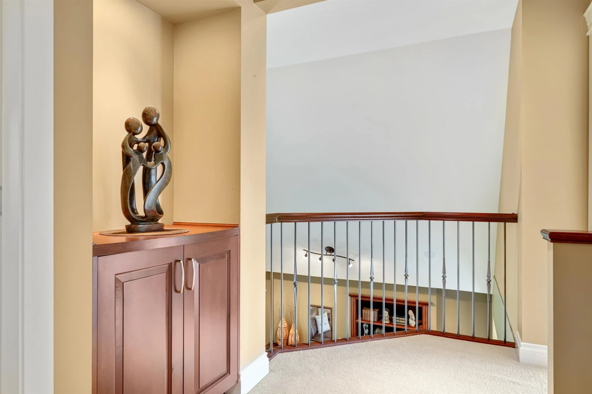 Loft / Bonus Room Photo of 2052 128a Street, Surrey, BC