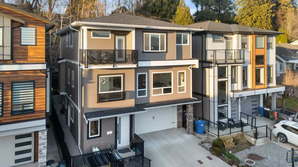 Exterior Front Photo of 34869 Ackerman Court, Abbotsford, BC