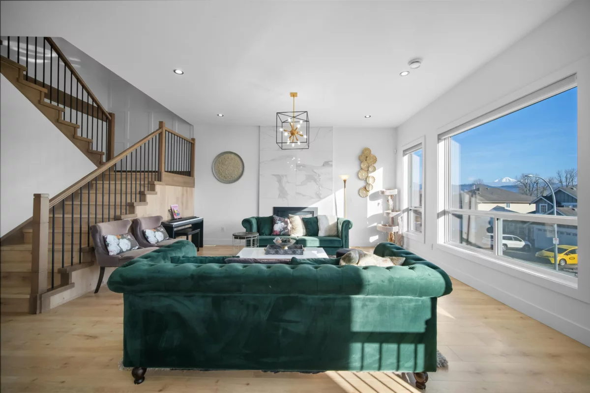 Living Room Photo of 34869 Ackerman Court, Abbotsford, BC