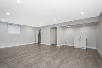 Walk-In Closet Photo of 20521 76 Avenue, Langley, BC