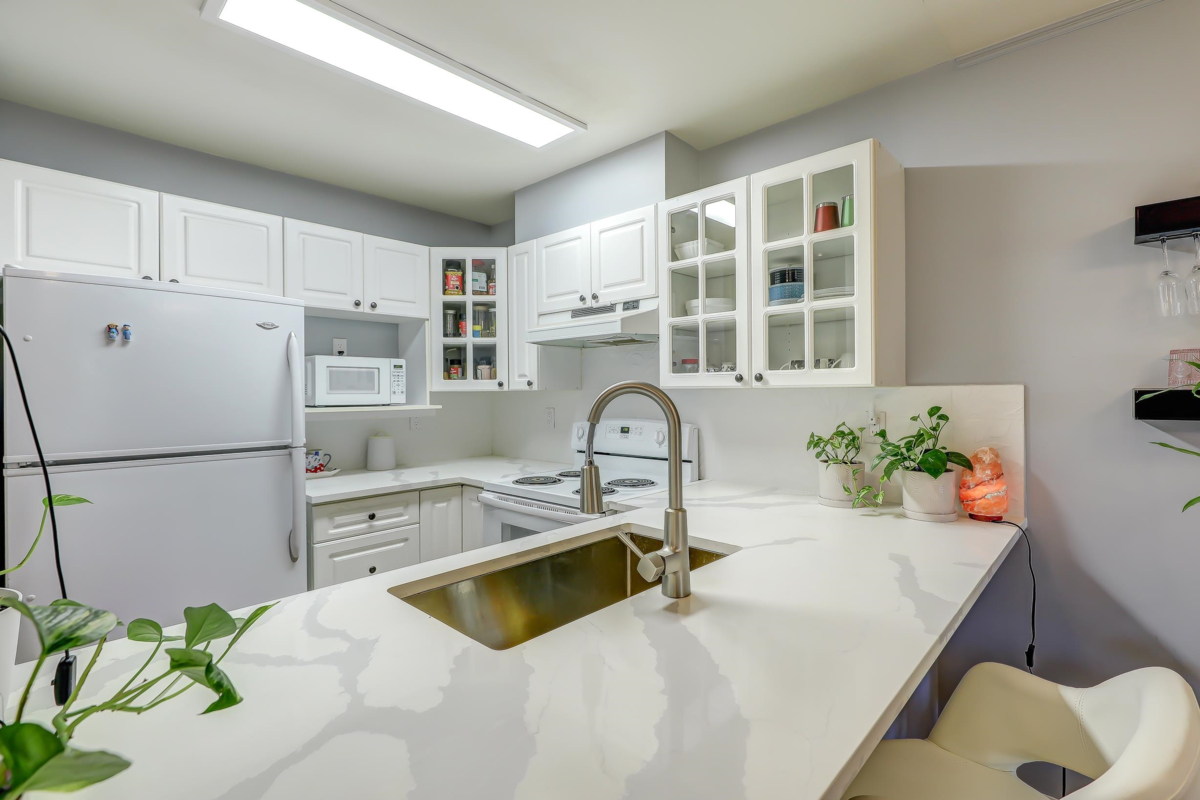 Bedroom 2 Photo of 210 15110 108 Avenue, Surrey, BC