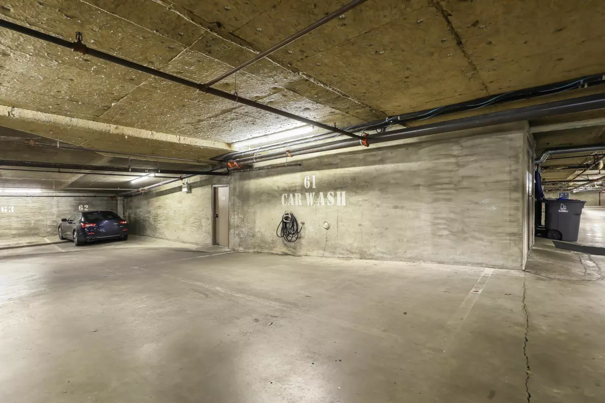 Staircase Photo of 210 15110 108 Avenue, Surrey, BC