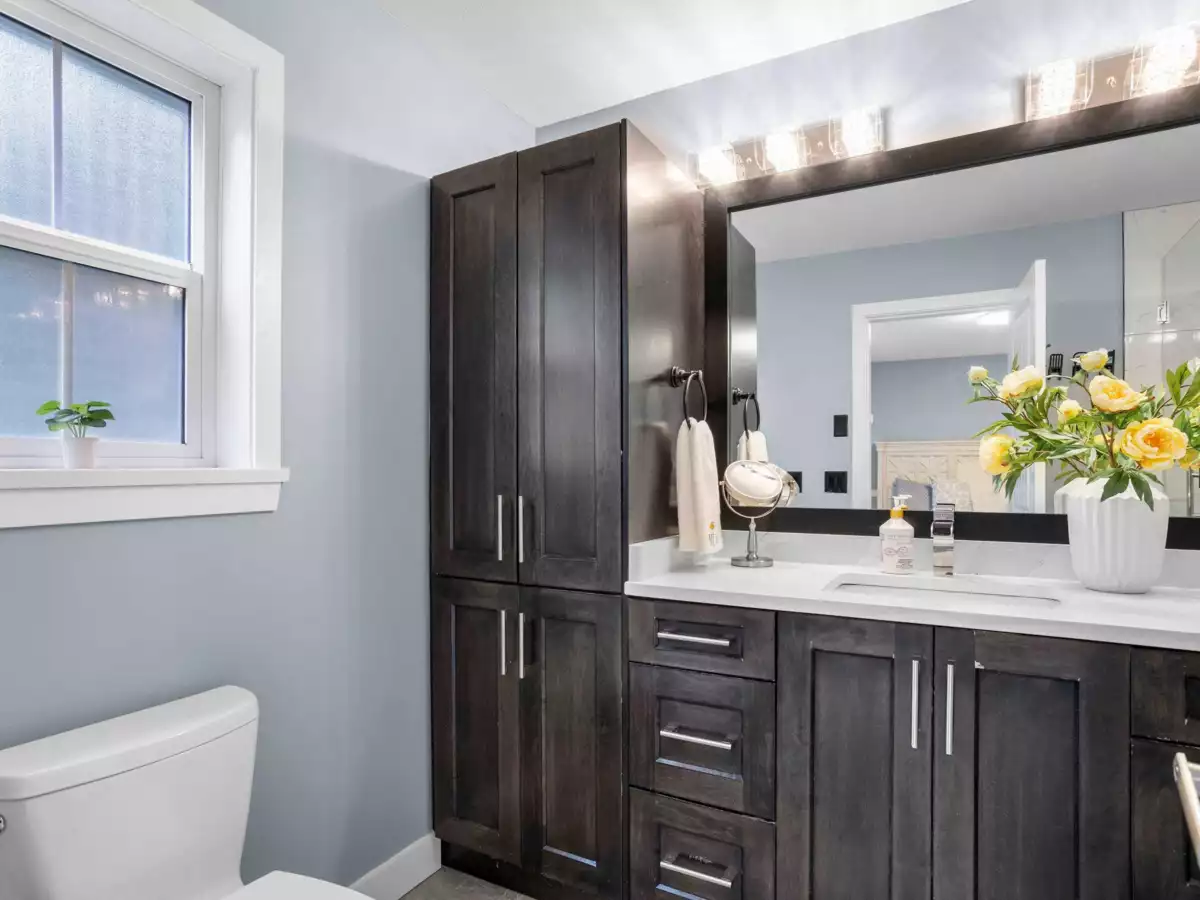 Hallway Photo of 43 35626 Mckee Road, Abbotsford, BC