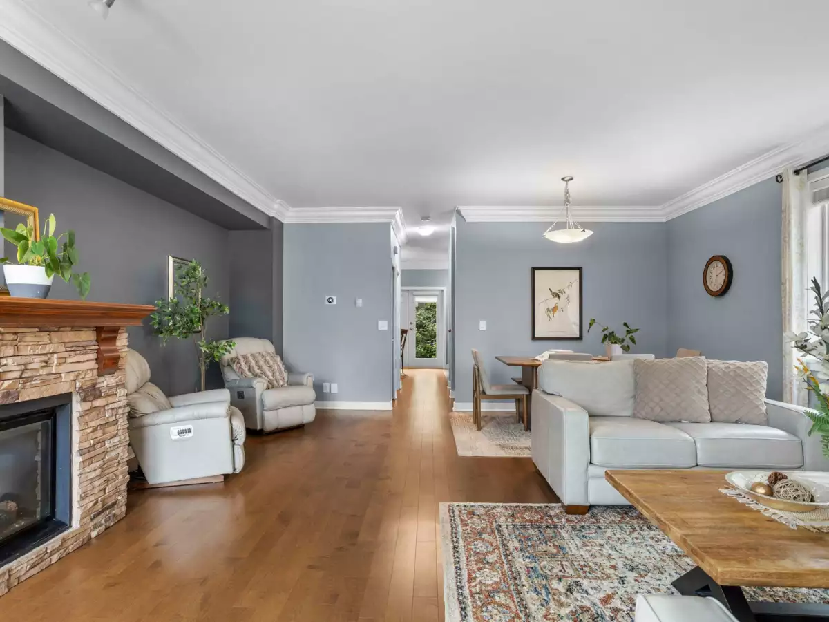 Kitchen Photo of 43 35626 Mckee Road, Abbotsford, BC