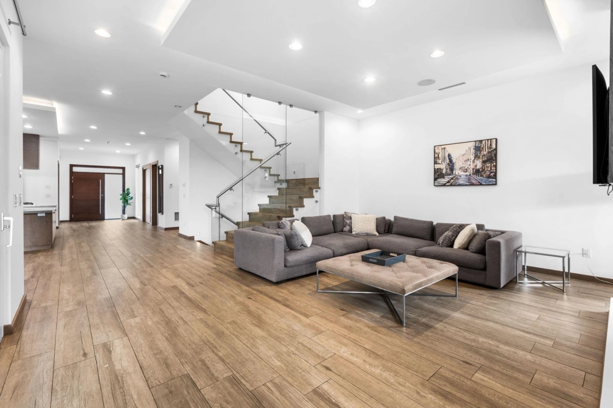 Kitchen Island Photo of 2150 Kugler Avenue, Coquitlam, BC