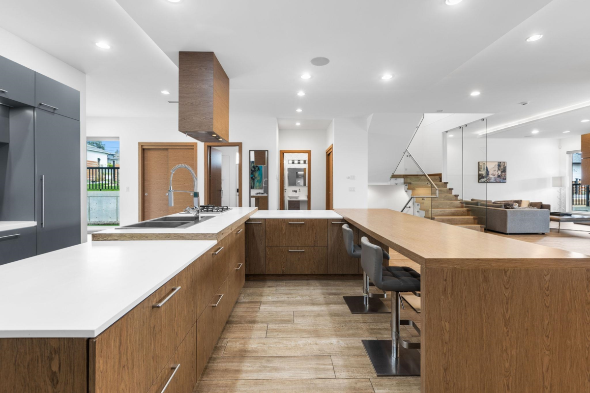 Walk-In Closet Photo of 2150 Kugler Avenue, Coquitlam, BC