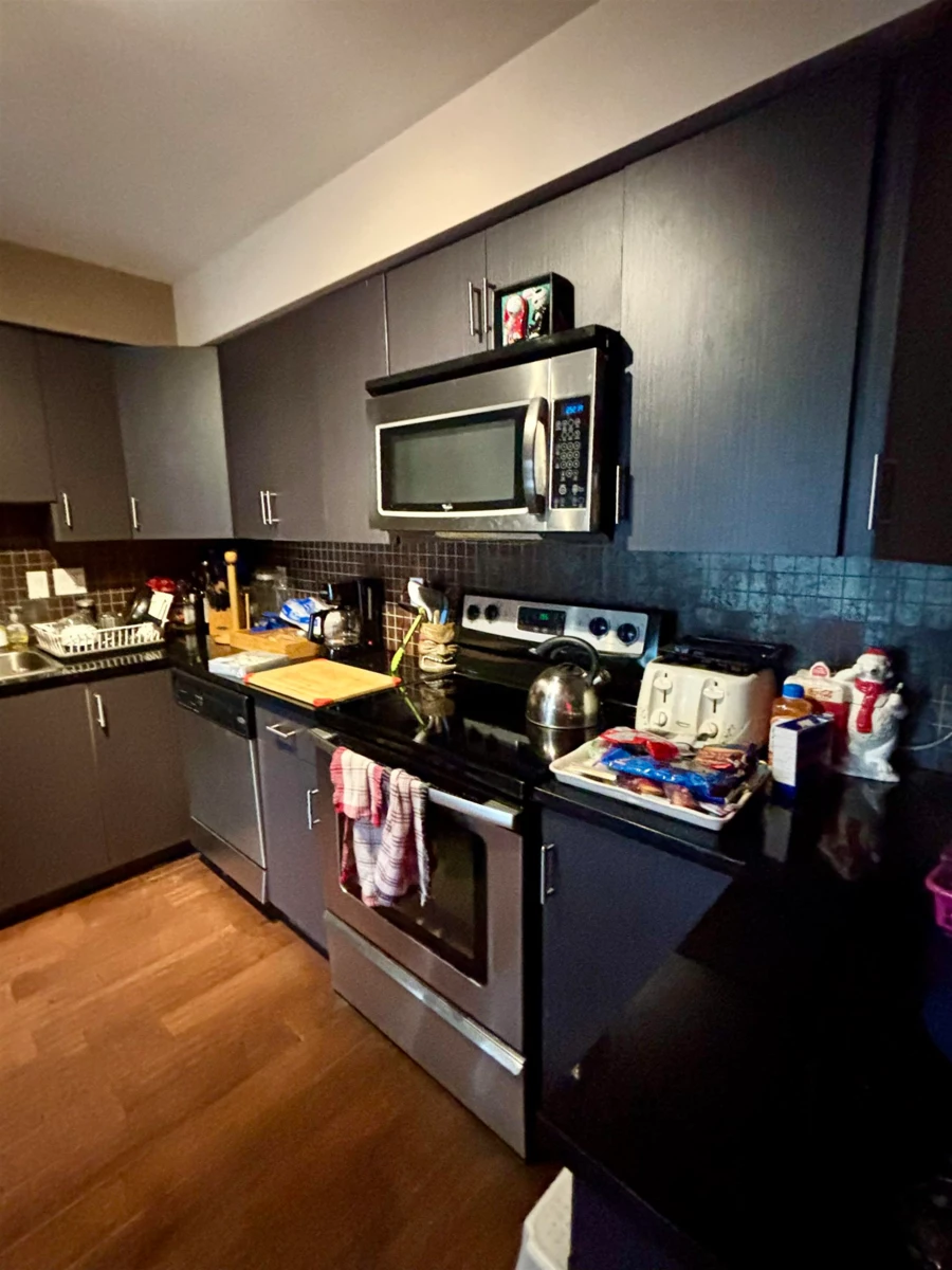 Kitchen Photo of 101 2228 Welcher Avenue, Port Coquitlam, BC