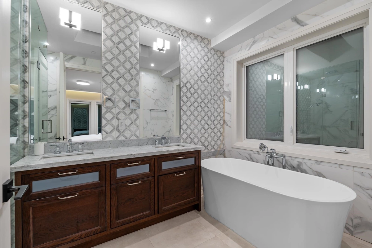 Guest Bathroom Photo of 3708 W 35th Avenue, Vancouver, BC