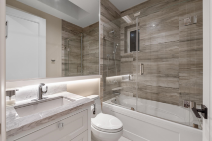 Hallway Photo of 3708 W 35th Avenue, Vancouver, BC